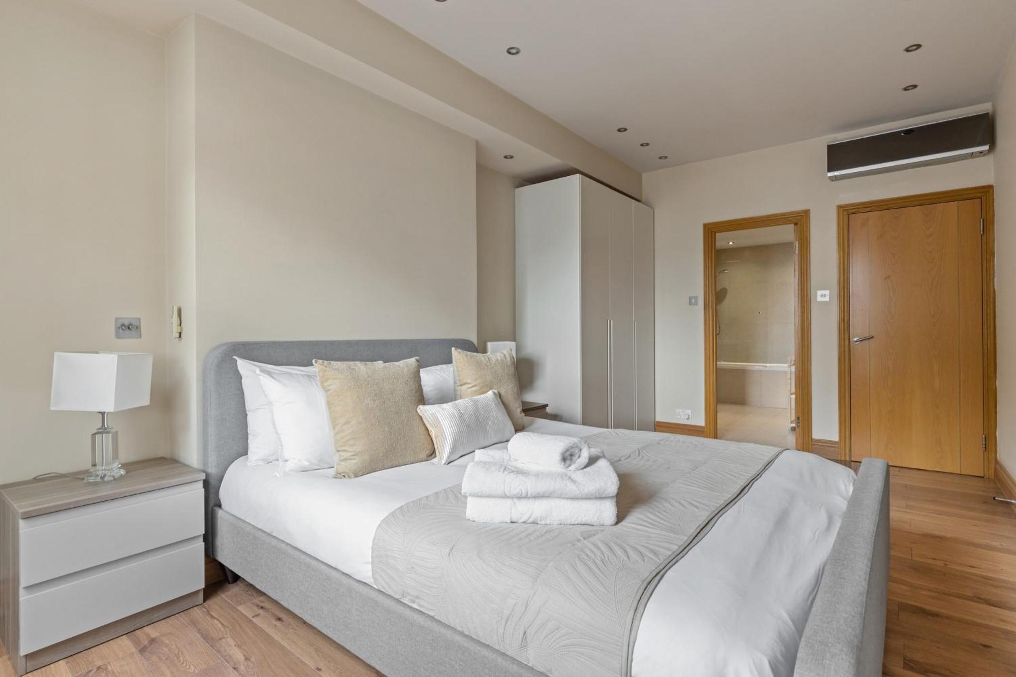 Enchanting Hideaway - La Reserve South Kensington Londres Exterior foto